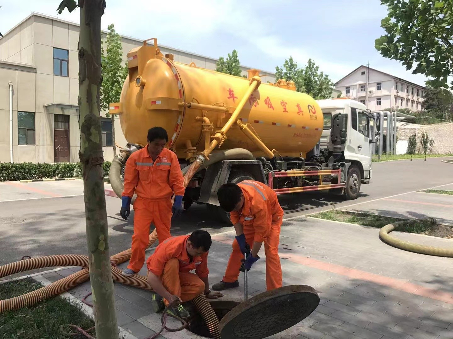 惠济化粪池清理与5-8吨吸粪车施工效率分析
